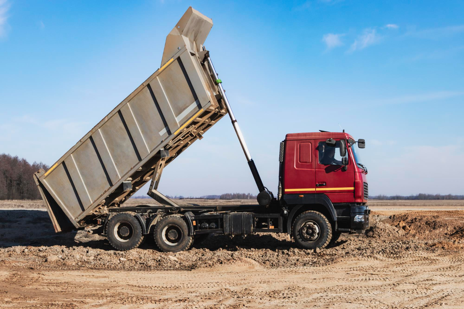 Tipper truck