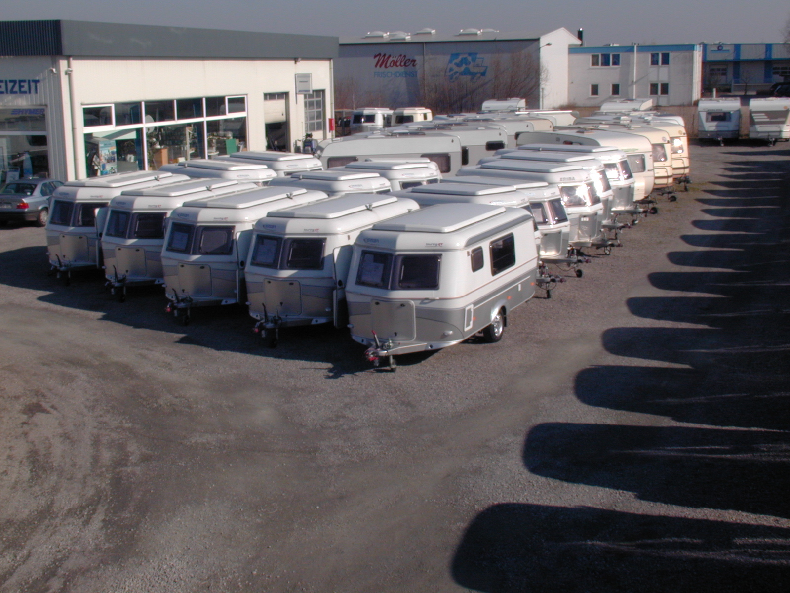 Caravan + Freizeit Voertmann GmbH undefined: picture 3
