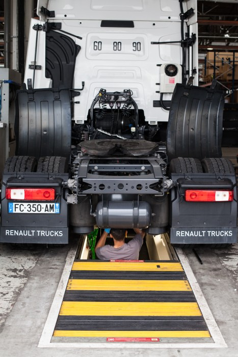 Renault Trucks France - Trucks undefined: picture 7