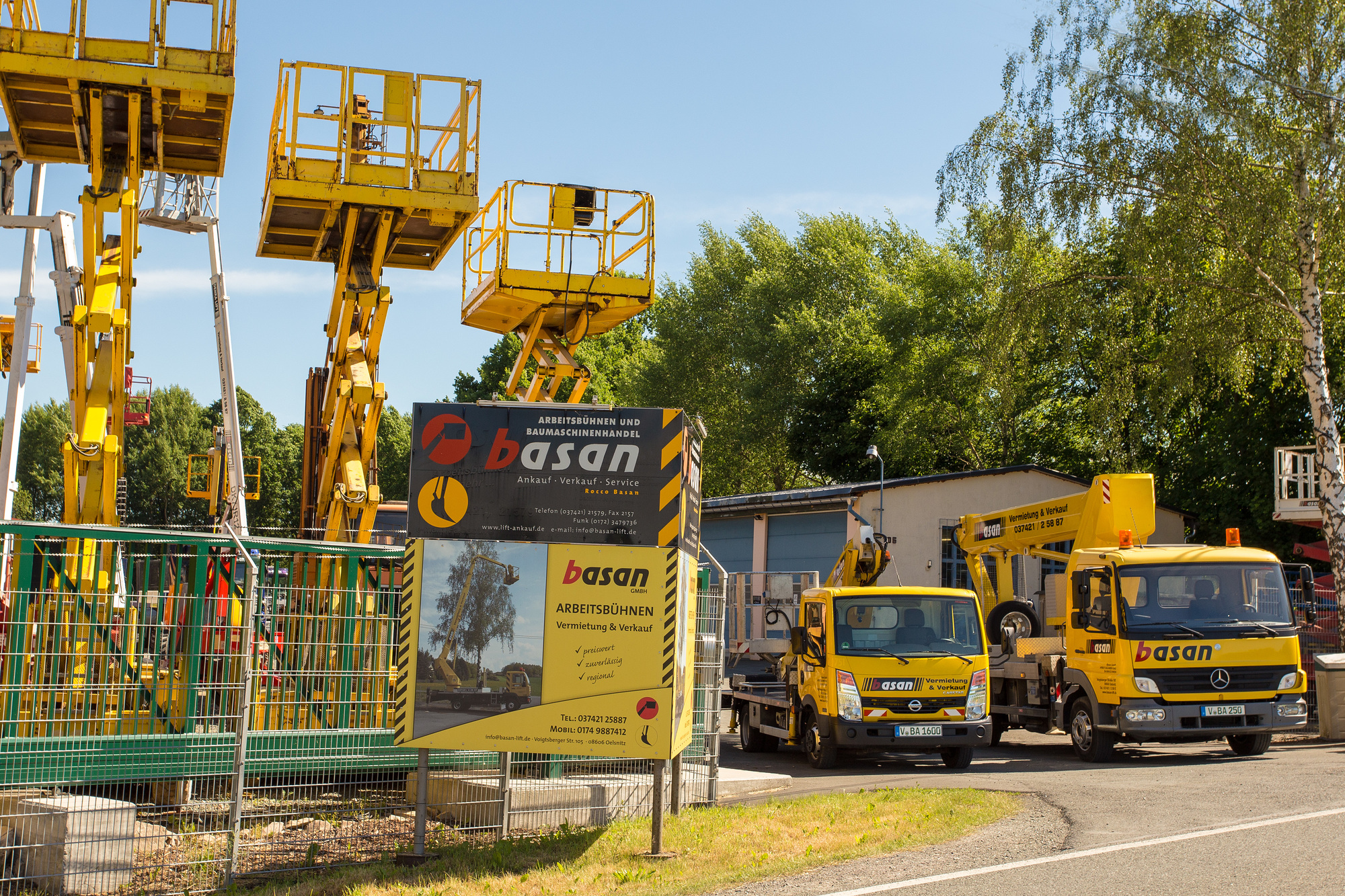 BASAN GmbH - vehicles for sale undefined: picture 4