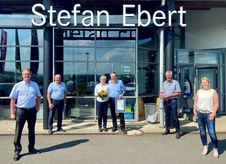 Stefan Ebert GmbH - vehicles for sale undefined: picture 1