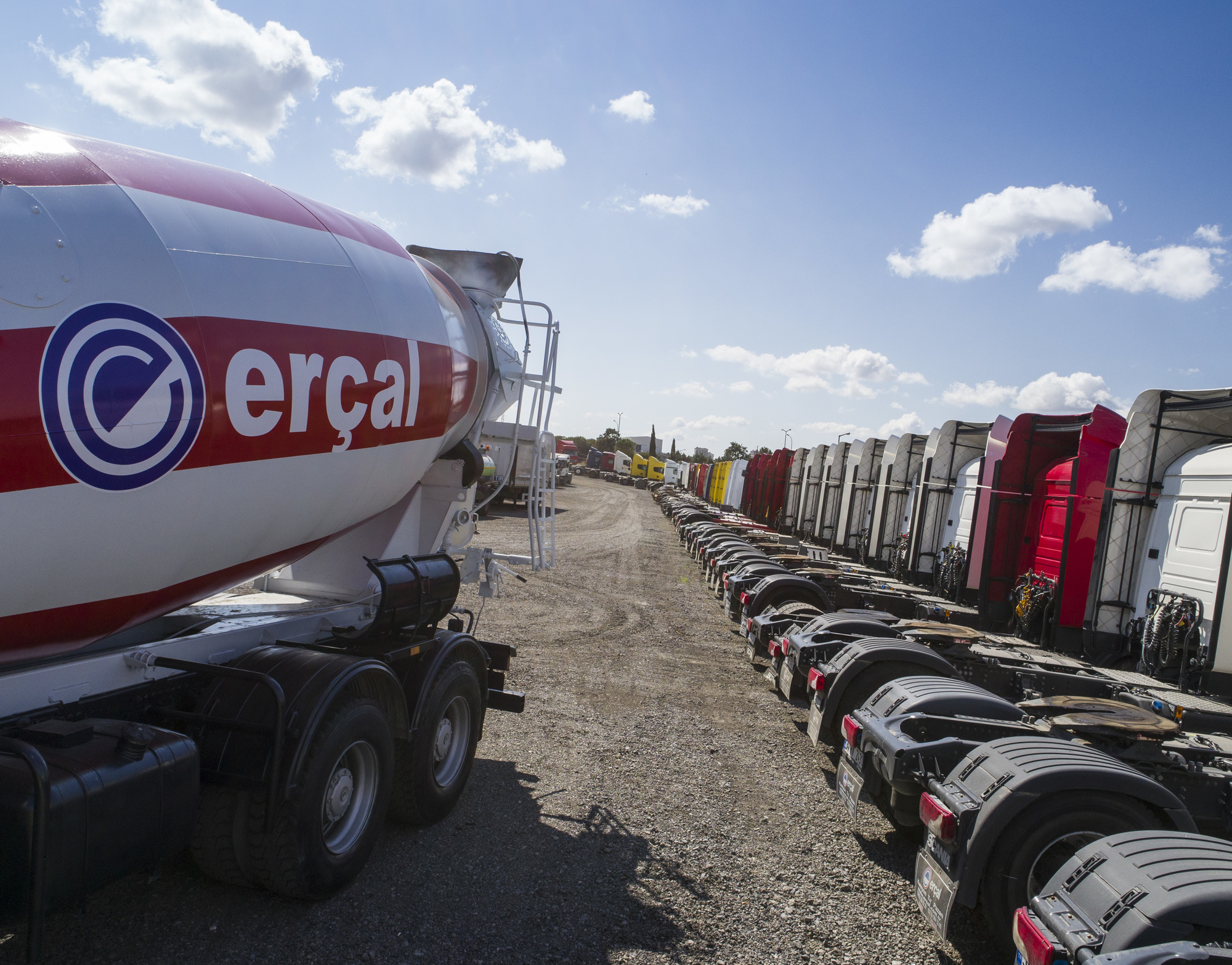 ERCAL TRUCKS - vehicles for sale undefined: picture 4